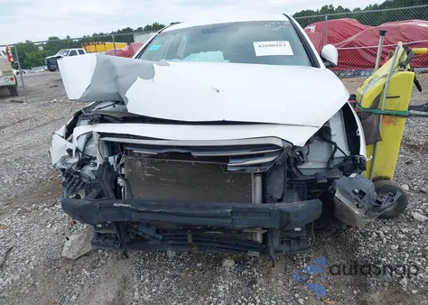 2015 Hyundai Sonata Limited z USA, uszkodzony, nr VIN 5NPE34AF4FH188413